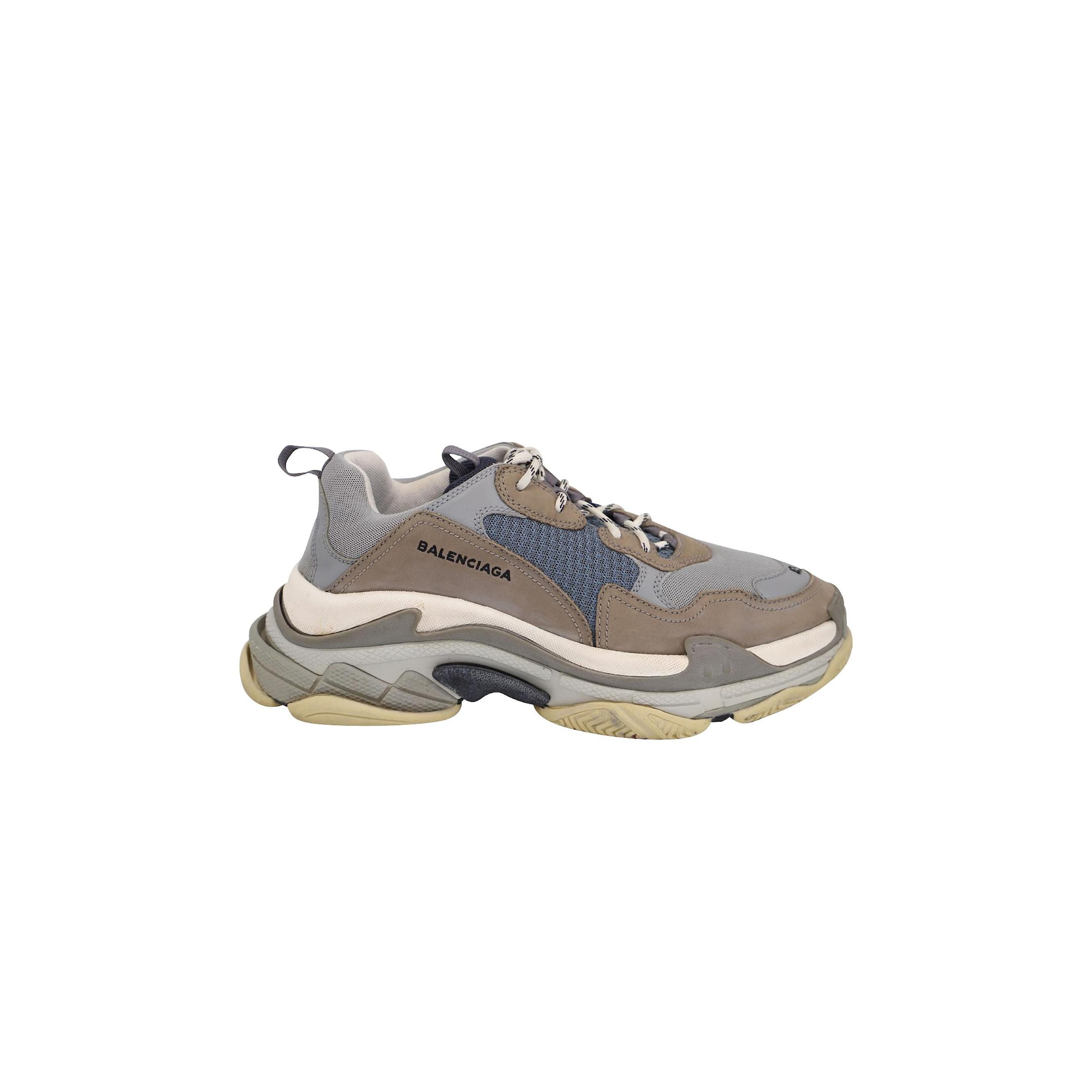 Ba*len*cia*ga triple s sneakers in grey polyurethane 536737w09o11259